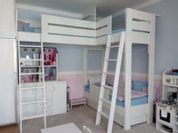 bílé postele lamino dané na patrové po úpravě | Dětské pokoje Brno