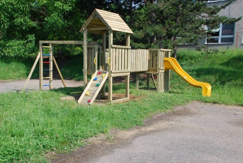 Detske Prolezacky Na Zahradu () Detske Prolezacky Na Zahradu